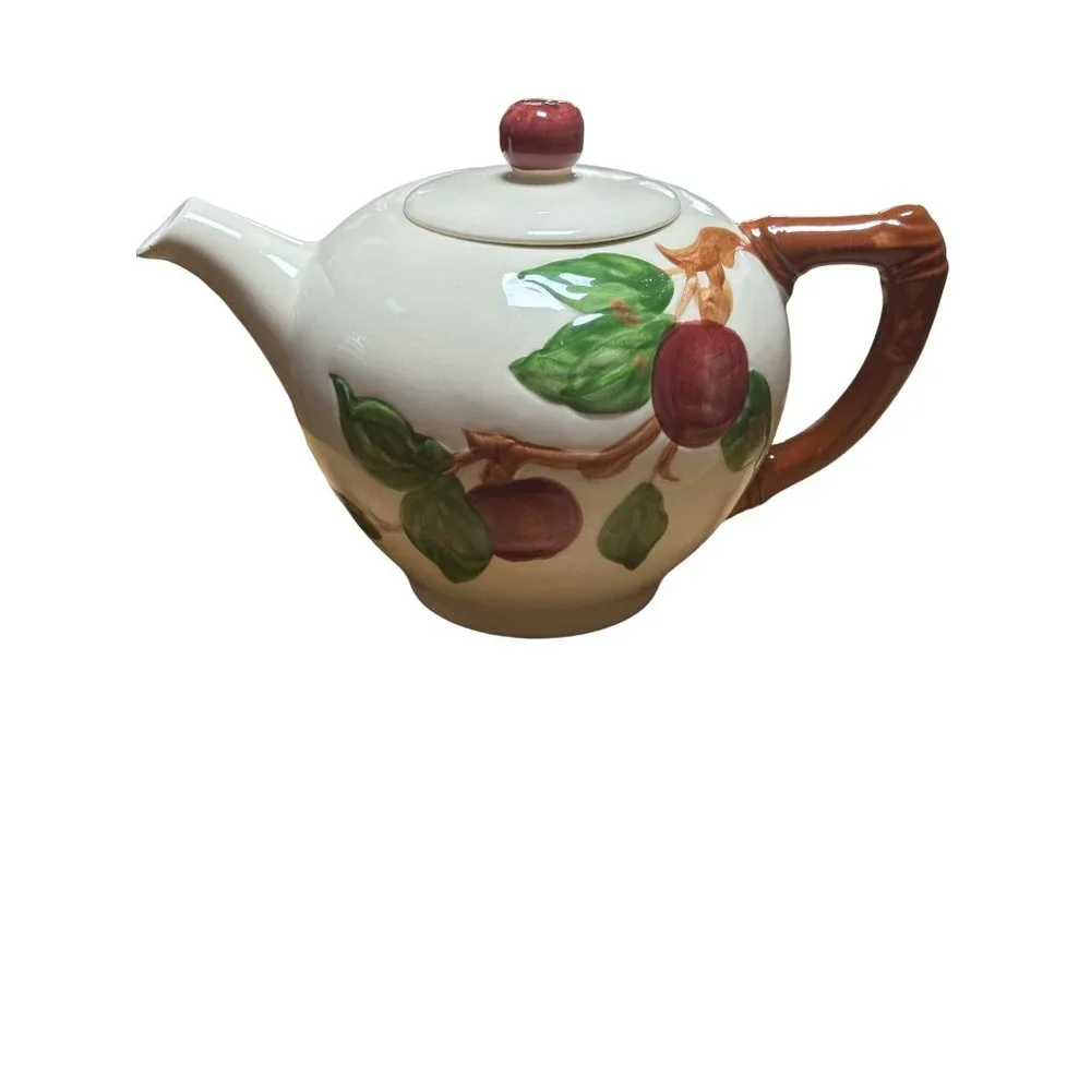 Franciscan Teapot with Lid Pour Spout Minor Crack‎